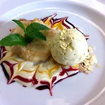 Romantichotel Goldener Karpfen - Kleine, Feine Grandhotel Direkt In Der Altstadt מלון פולדה