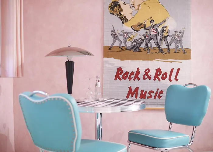 Romantichotel Goldener Karpfen Otel