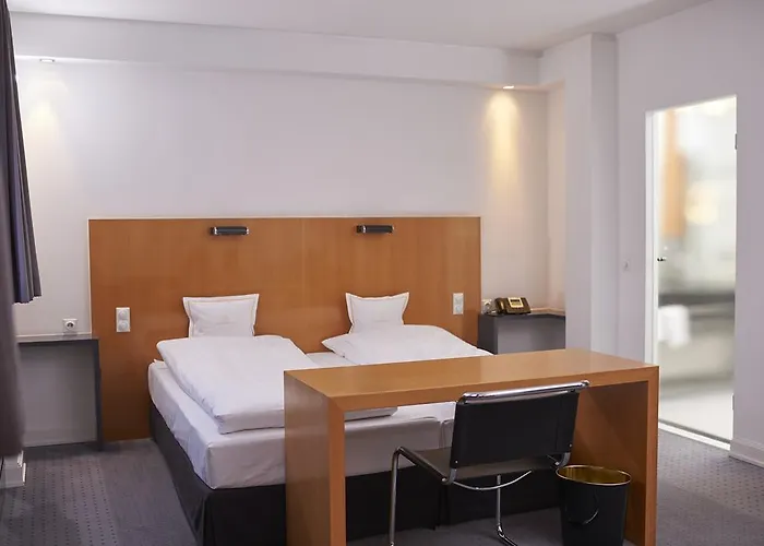 Romantichotel Goldener Karpfen Otel