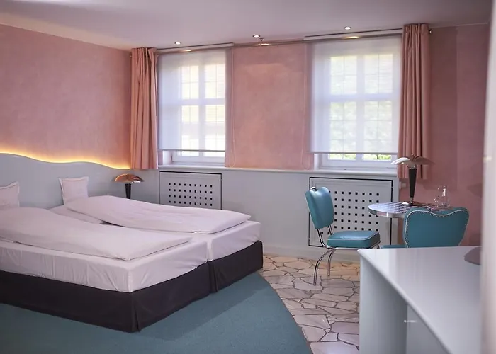 Romantichotel Goldener Karpfen Otel Fulda